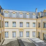 Hotel Mercure Grand Centre Cathedrale 4*