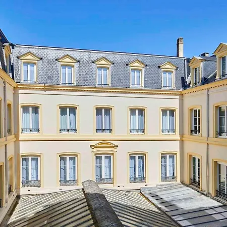 Mercure Grand Centre Cathedrale Hotel 4*