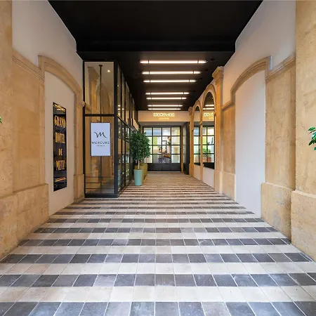 Mercure Grand Centre Cathedrale מלון