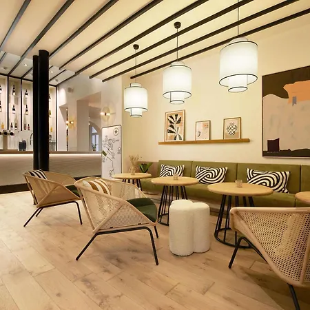 Hotel Mercure Grand Centre Cathedrale 4*