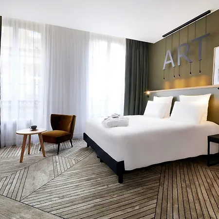 מלון Mercure Grand Centre Cathedrale 4*
