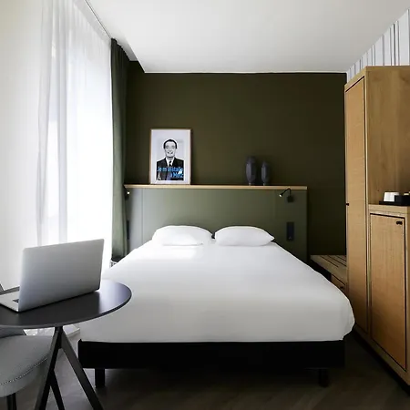 Mercure Grand Centre Cathedrale Hotel 4*