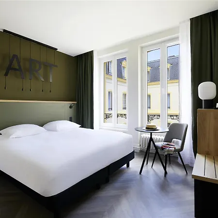 מלון Mercure Grand Centre Cathedrale