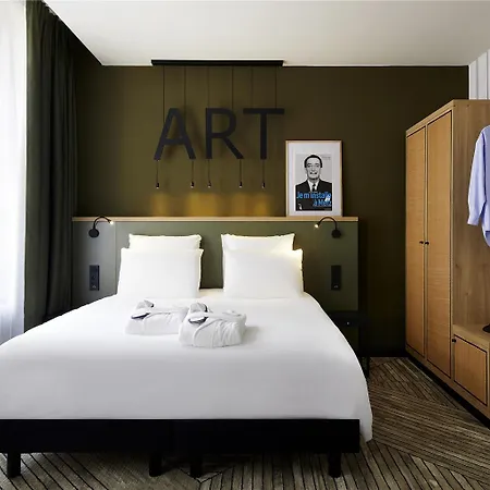 מלון Mercure Grand Centre Cathedrale 4*