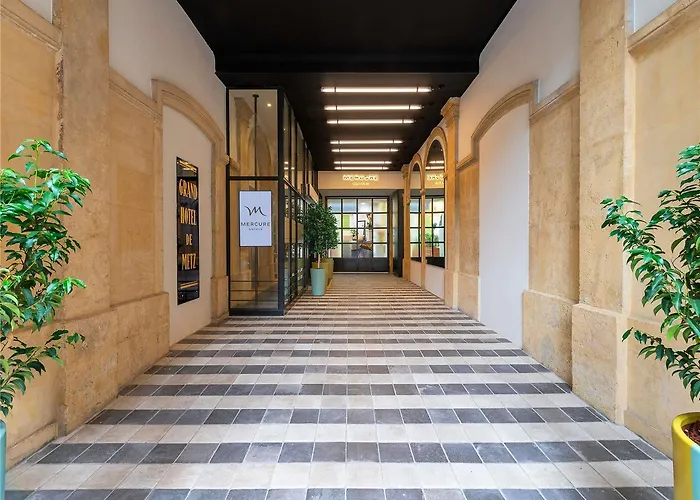 Mercure Grand Centre Cathedrale Отель