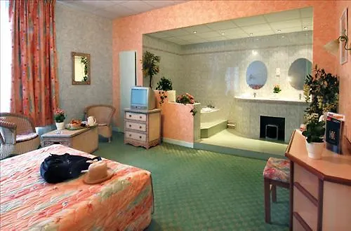 Mercure Grand Centre Cathedrale מץ